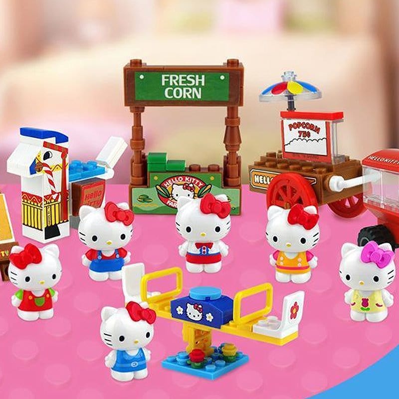 Hello Kitty Mini Playset & Figures Gacha Complete Set